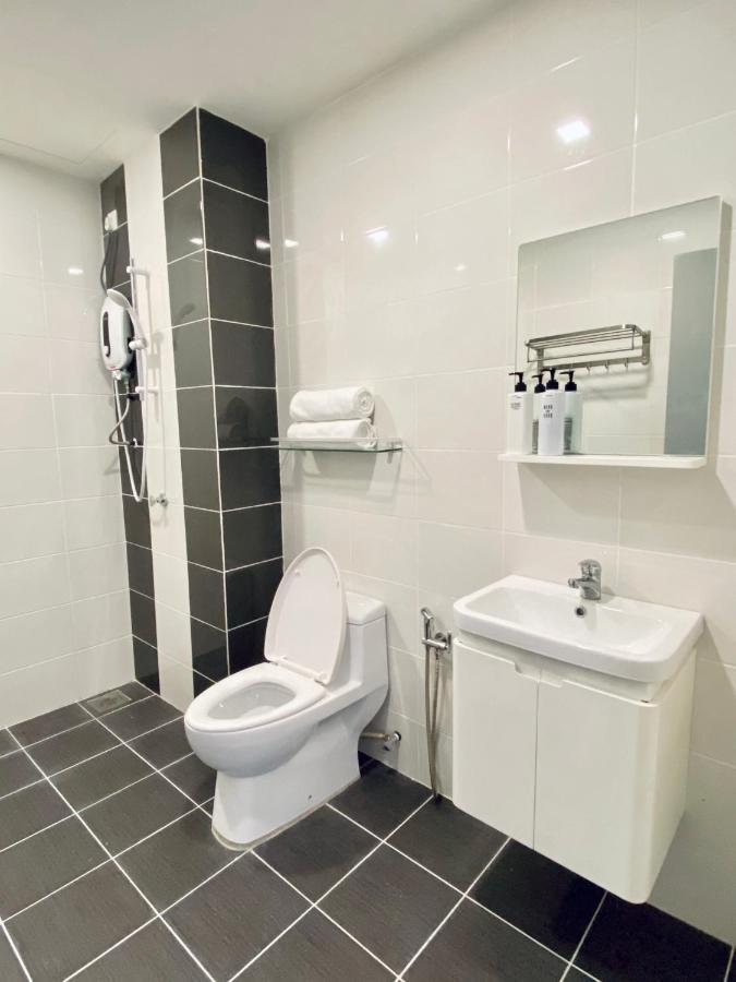 Silksky- Chic Studio For 2, Free Parking, Near Balakong, C180, The Mines, Serdang, Kajang Seri Kembangan Extérieur photo